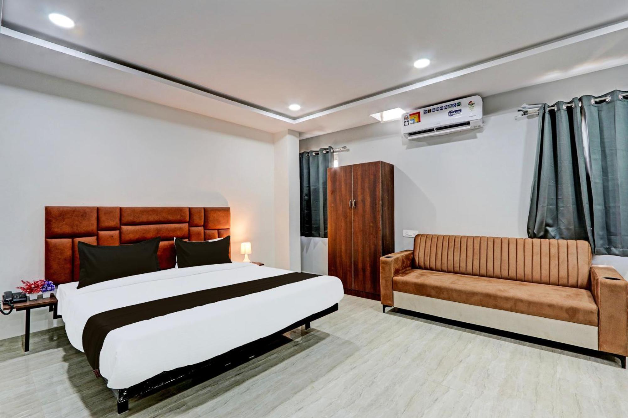 Super Hotel O Lavish Tranquil Hyderabad Exterior foto