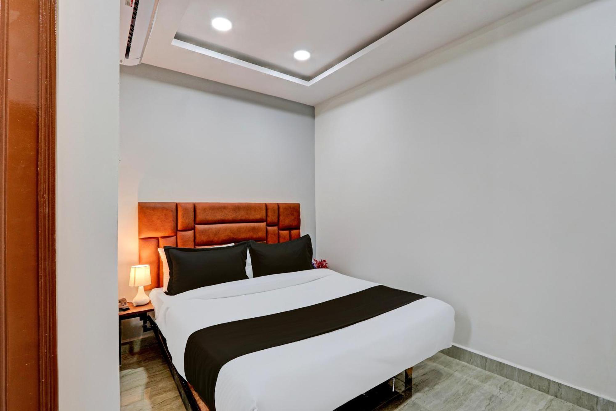 Super Hotel O Lavish Tranquil Hyderabad Exterior foto
